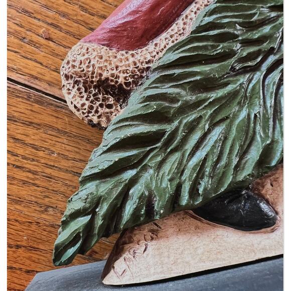 Primitive Resin Santa, Molded From A Hand Carved and painted Original. - Picture 5 of 5